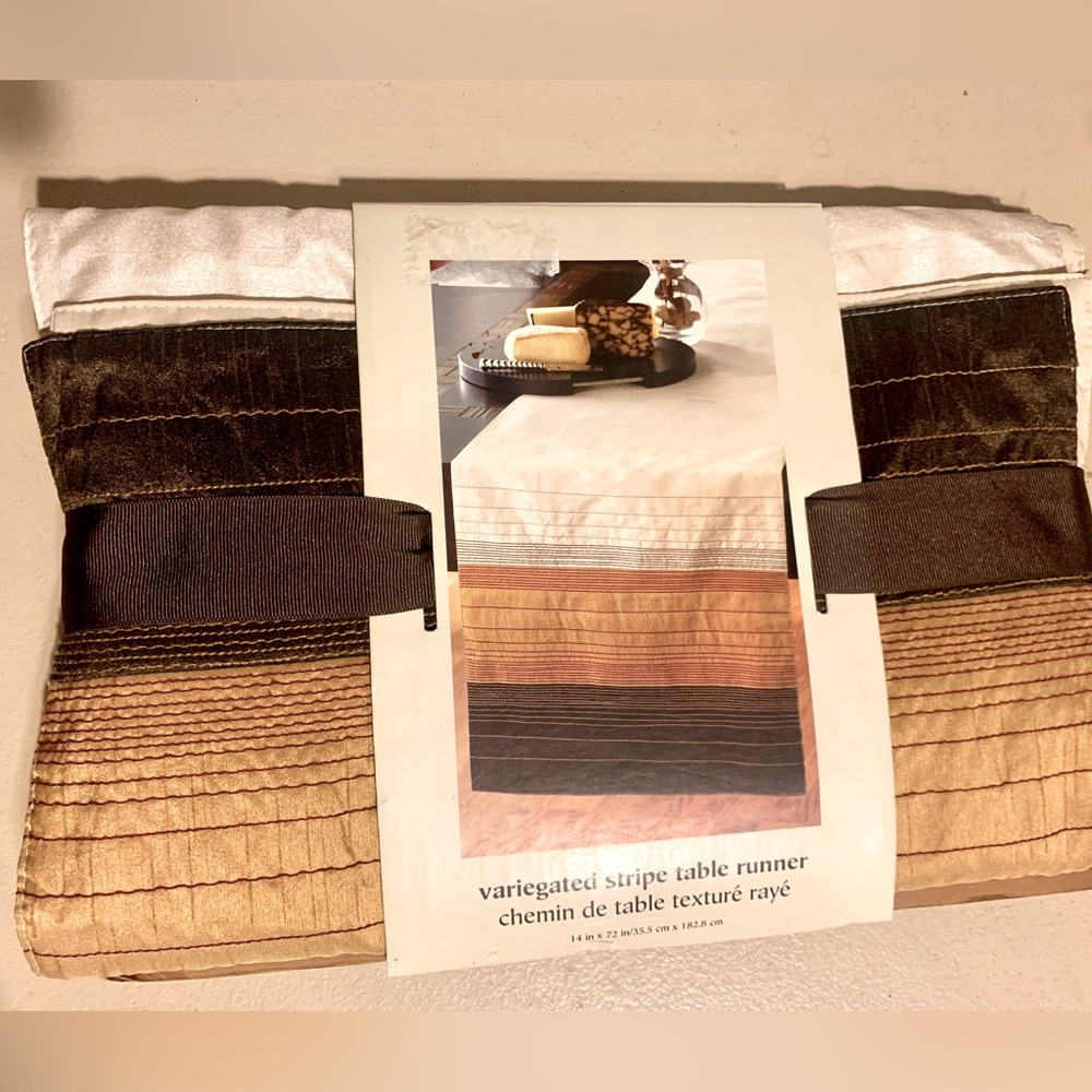 NWT Pier 1 Table Runner